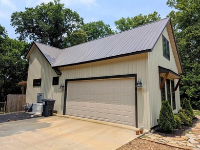 Charming and spacious home on the Little Red River. This home - photo 2