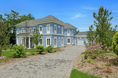Spacious & Bright 8-Bd. Shingle-Style Mansion with Swimming Pool - photo 12