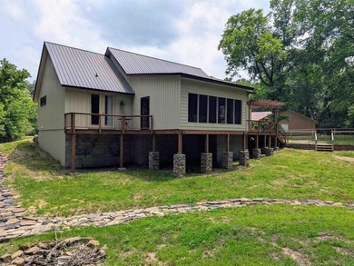 Charming and spacious home on the Little Red River. This home - photo 3