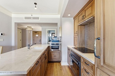Located within the prestigious St. Regis Deer Valley, this - photo 14