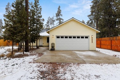 (private lake, pond, coastal) Home For Sale in Bend Oregon