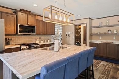 Discover easy peaceful Northwoods living in this well-kept - photo 6