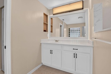 Welcome to this beautifully updated 3-bedroom, 2-bathroom home - photo 27
