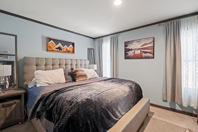 Discover easy peaceful Northwoods living in this well-kept - photo 9