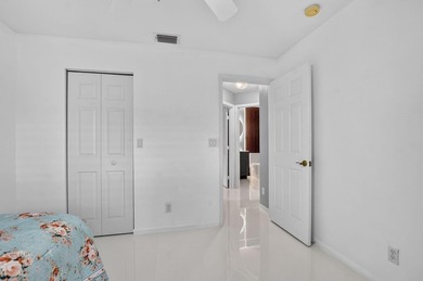 Welcome to this beautifully updated 3-bedroom, 2-bathroom home - photo 29