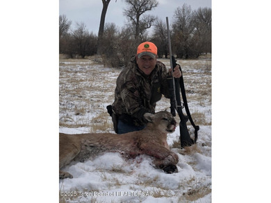 The Wind River Ranch is a family ranch that has been in - photo 36