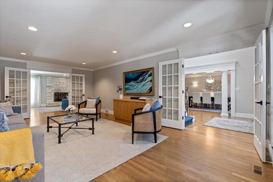 Set on a lush 1.4-acre parcel adjacent to Deerpath Golf Course - photo 5