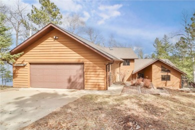 Hay Lake Home For Sale in Pine River Minnesota