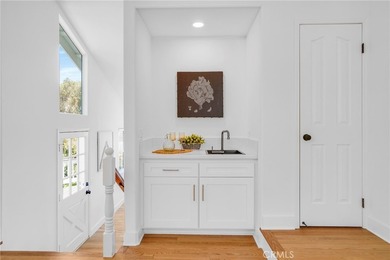 Exclusive Torrance Hillside Residence with Panoramic Views ! 3 - photo 28