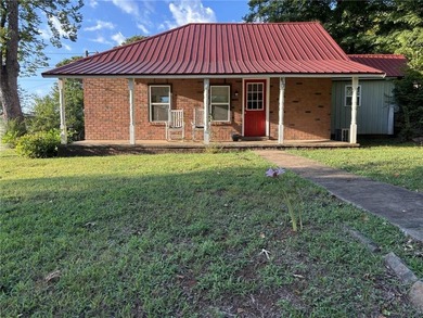 Lake Fort Smith Home For Sale in Mountainburg Arkansas