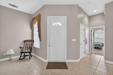 Well maintained 2002 Hanover Home located in the highly - photo 7