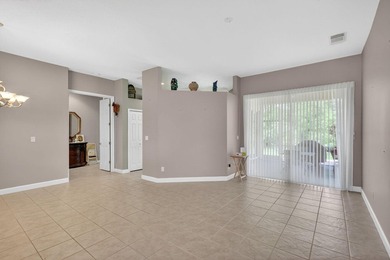 Well maintained 2002 Hanover Home located in the highly - photo 9