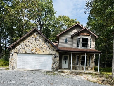 Stillhouse Creek Lake Home For Sale in Crossville Tennessee