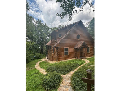 **Lakefront** Escape to the peaceful beauty of lakeside living - photo 1