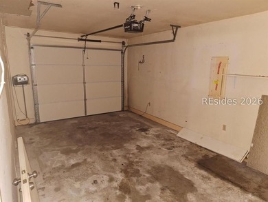 Come see this 3 Bedroom & 2 Bath home in desirable Pinewood - photo 12