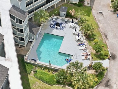 Welcome to Golf Glenn Villas! This inviting 2 bedroom, 2 bath - photo 5