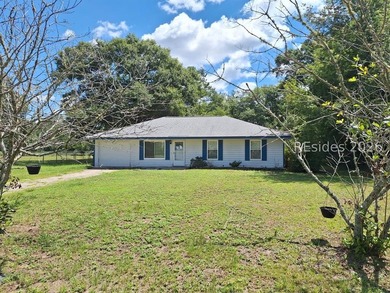 Come see this 3 Bedroom & 2 Bath home in desirable Pinewood - photo 15