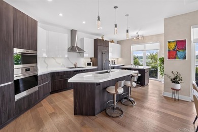 One of the most unique luxury condos at The Residences at Glen - photo 17