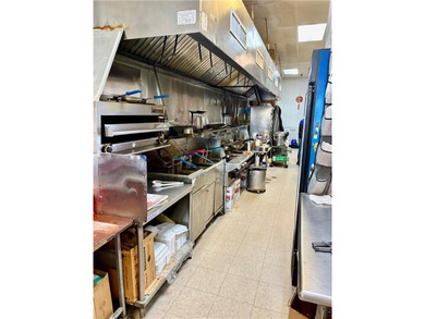 Warwick-Prime location, Turnkey Opportunity! Existing Chinese - photo 9