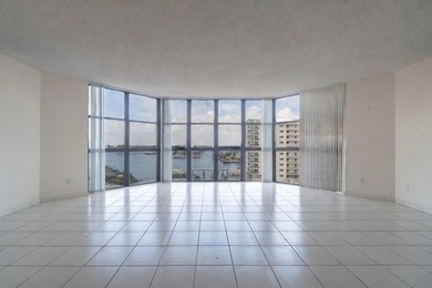 Rare opportunity to own in the exclusive Hillsboro Ocean Club at - photo 6