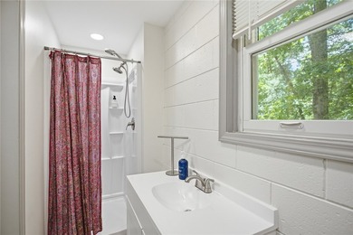Enjoy Peak Privacy with Seasonal Mountain & Lake Views! This - photo 27