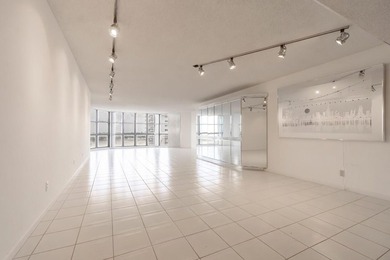 Rare opportunity to own in the exclusive Hillsboro Ocean Club at - photo 8