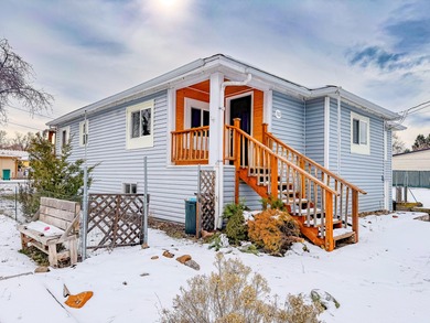 Lake Home For Sale in Klamath Falls, Oregon