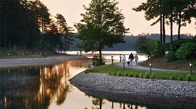 Enjoy Peak Privacy with Seasonal Mountain & Lake Views! This - photo 38