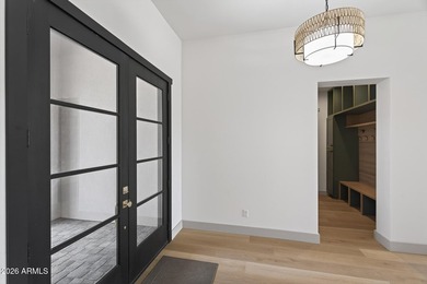 This custom-designed, single-level residence that offers 3 - photo 46