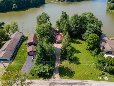 Rustic charm abounds in this beautiful Candlewood lakefront - photo 3