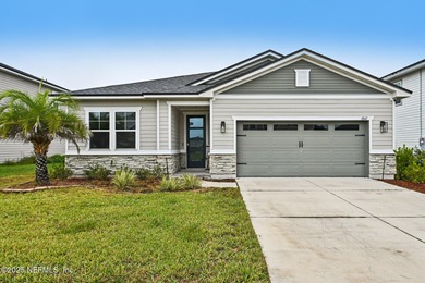 Oakleaf Lake Area Home For Sale in Middleburg Florida