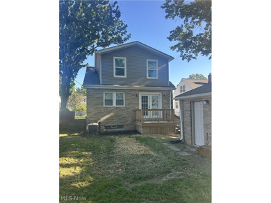 Like no other!!! This *Custom* Stunning brick Cape Cod 3 bedroom - photo 10
