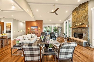 Exquisite Northwest Craftsman in historic Jacksonville designed