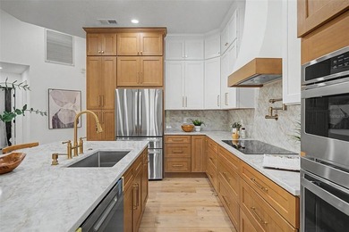 Homes like this rarely become available in the highly - photo 11