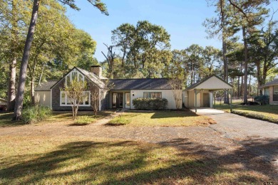 Hideaway Lake Home For Sale in Hideaway Texas