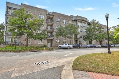 Tucked into the heart of Daniel Island, this 2-bedroom, 2.5-bath - photo 38