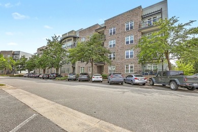 Tucked into the heart of Daniel Island, this 2-bedroom, 2.5-bath - photo 42