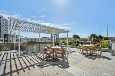 A sophisticated 1-bedroom, 1-bathroom condo at The Harrison - photo 42