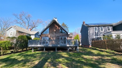 Recently upgraded, this turnkey contemporary offers the perfect - photo 4