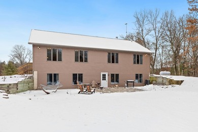 Spacious Country Ranch on 10 Acres near Castle Rock Lake! This - photo 2