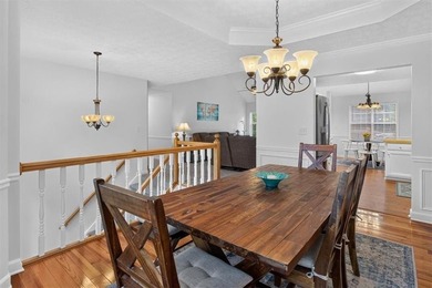 Welcome home to this beautifully maintained split-level - photo 14