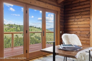 With 360-degree views of the entire Jackson Hole valley, this 3 - photo 16