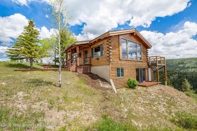 With 360-degree views of the entire Jackson Hole valley, this 3 - photo 19