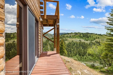 With 360-degree views of the entire Jackson Hole valley, this 3 - photo 20