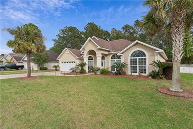 Spacious, beautifully maintained home with private wooded views - photo 31