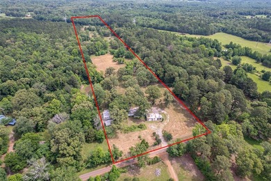 Welcome to your dream countryside retreat on 16.619 acres of - photo 1