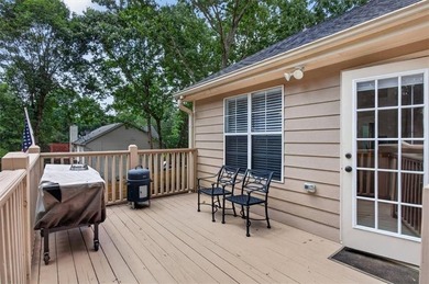 Welcome home to this beautifully maintained split-level - photo 34