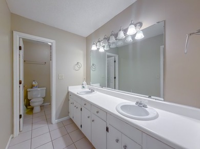 BRICK BEAUTY ON 0.5 ACRES! Welcome home to this charming - photo 4