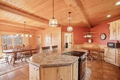 Tranquility, breathtaking lake views, privacy, and Northwoods - photo 9