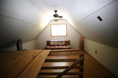 Welcome to this super cozy, cabin feeling, A-frame sitting at - photo 18